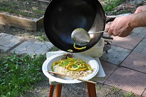 Жареная индейка в воке