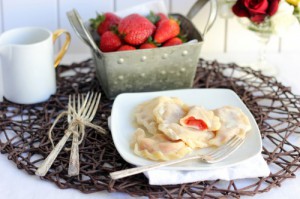Вареники с клубникой